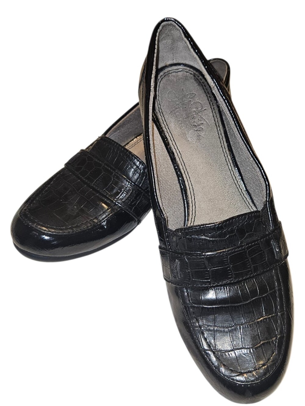 Women's Life Stride 8.5 Loafer Black Soft Croc Embossed